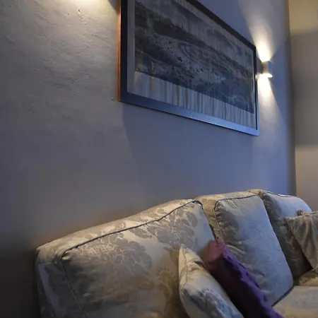 Residenza Delle Farfalle-Camera Tripla Con Bagno Privato Pensjonat