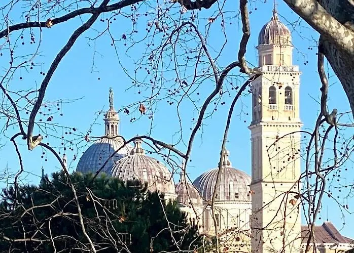 Casa de hóspedes Residenza Delle Farfalle *